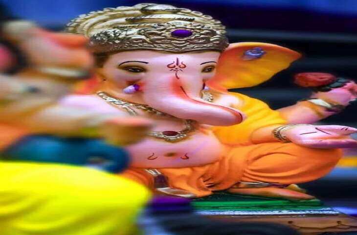 गणेश जी ने की शुरुआत