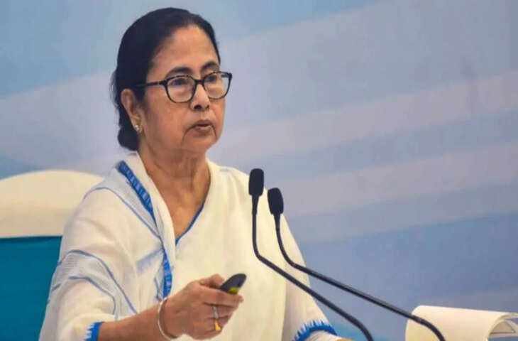 'बर्खास्त करो, नहीं दूंगी इस्तीफा....'&nbsp;ममता बनर्जी की जिद ने बढ़ाया टकराव, विधायकों से कहा- 'काले कपड़े पहनो.....'