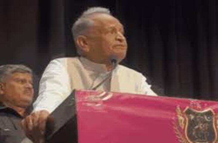 गहलोत के बयान पर सियासी घमासान, वीडियो में देंखे बीजेपी नेता घनश्याम तिवाड़ी का कांग्रेस पर तीखा हमला