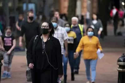 Face Mask वायुजनित रोगाणुओं की दूरी को आधा करते हैं !