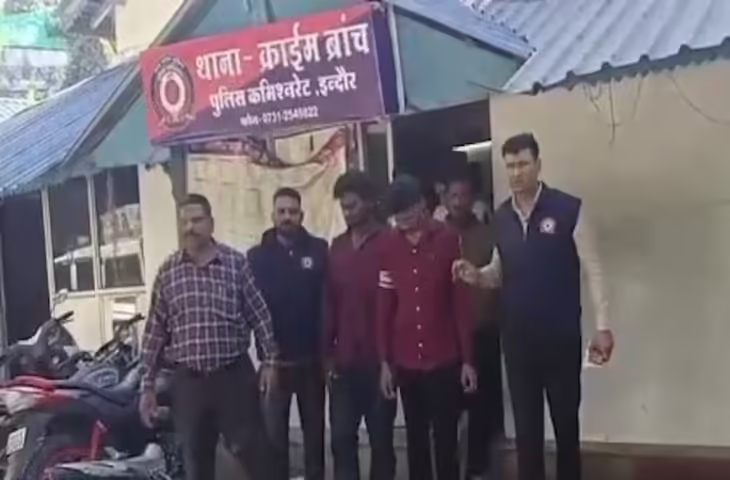 इंदौर में नकली नोट छापने वाले रैकेट का भंडाफोड़, मुख्य आरोपी गिरफ्तार; प्रिंटर, केमिकल और 500-500 के फर्जी नोट बरामद