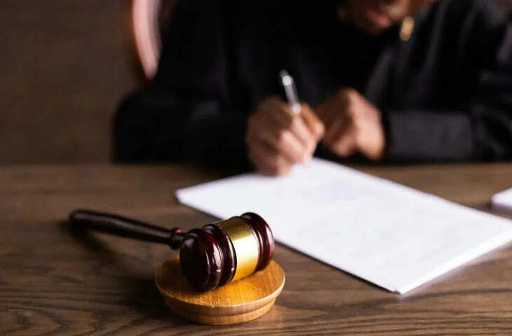 गोरखपुर में 5 साल की मासूम के साथ रेप, बोल नहीं पाती थी मां तो मौसी ने दिया बयान&hellip; हैवान को 20 साल की सजा