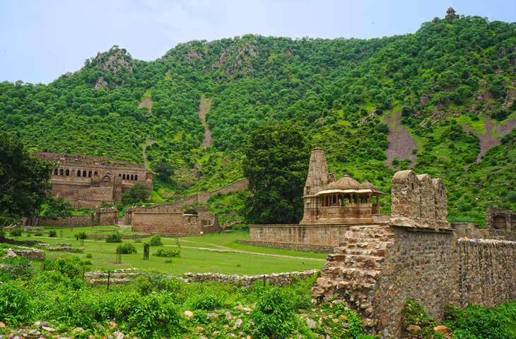 राजस्थान का एक ऐसा किला जिसका नाम सुनते ही बच्चे से लेकर बूढ़ों तक की निकल जाती है चीख, वीडियो में देखे खून से लिखी 300 साल पुरानी कहानी&nbsp;