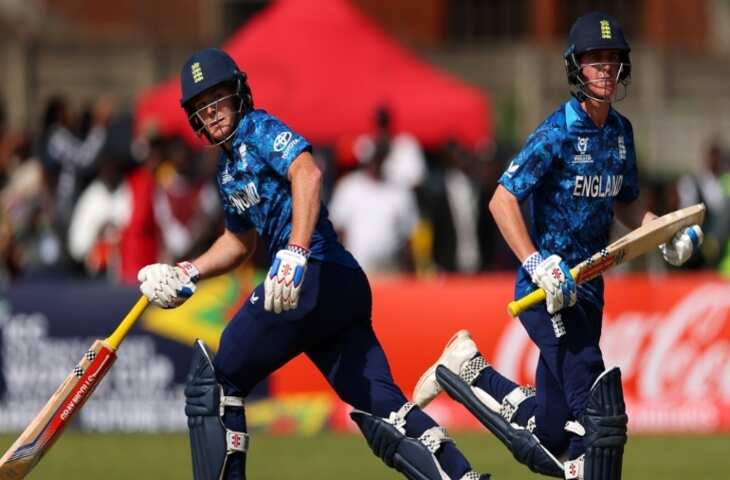 रिकॉर्ड्स की उड़ी धज्जियां! U19 वर्ल्ड कप में इंग्लिश बैटर ने ठोकी तूफानी सेंचुरी, टूटा दशक पुराना कीर्तिमान​​​​​​​