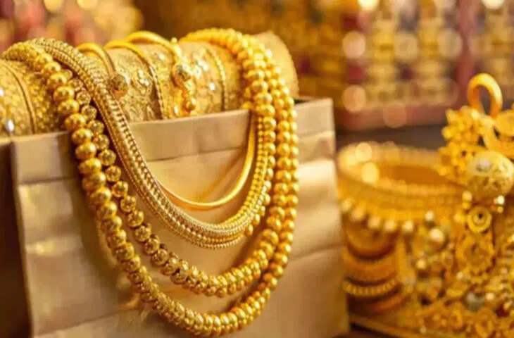 शादी-ब्याह के सीजन से पहले बड़ा झटका! सोना ₹2,890 महंगा और चांदी ₹6,200 उछली, जानिए आज के ताजा&nbsp; भाव&nbsp;