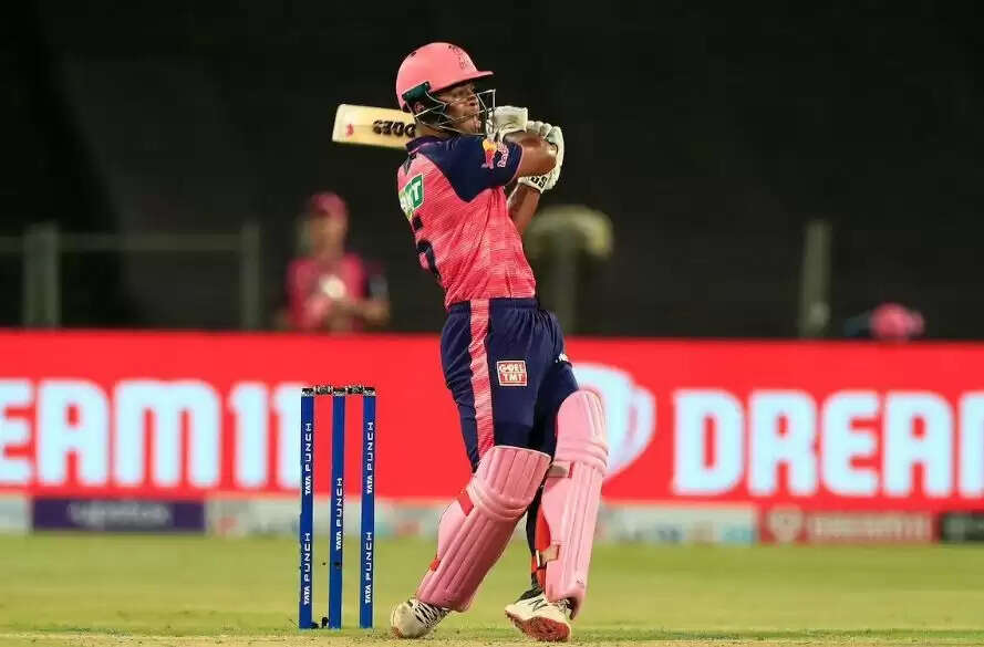 Harshal Patel refuses to shake hands with Riyan Parag111111