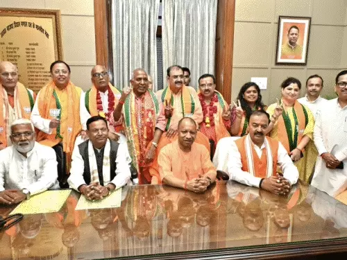 काशी में नितिन नवीन बोले- घुसपैठियों के लिए लड़ रहा विपक्ष, हिमंता ने राहुल से कहा- मोदी का बाल भी बांका नहीं कर सकते
