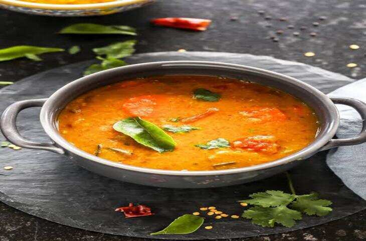 Kitchen Tips: पतली दाल को सिर्फ 30 सेकंड में करें गाढ़ा, बिना कोई नई सामग्री मिलाए अपनाएं ये आसान ट्रिक