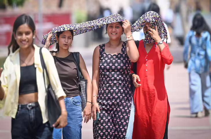 दिल्ली में रात ने तोड़ा गर्मी का रिकॉर्ड, 14 साल बाद मई की सबसे गर्म रात दर्ज