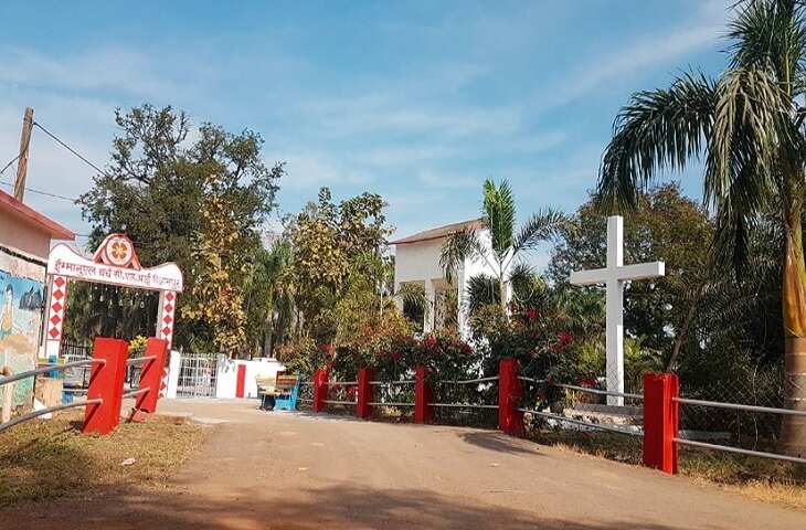 157 साल पहले यहीं से छत्तीसगढ़ में फैला ईसाई धर्म, एक जर्मन ने बनाया था बिश्रामपुर चर्च&nbsp;