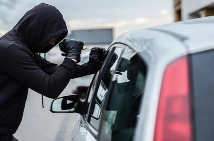 सीकर के खाटूश्यामजी अस्पताल से बोलेरो चोरी, CCTV में कैद हुए दो बदमाश