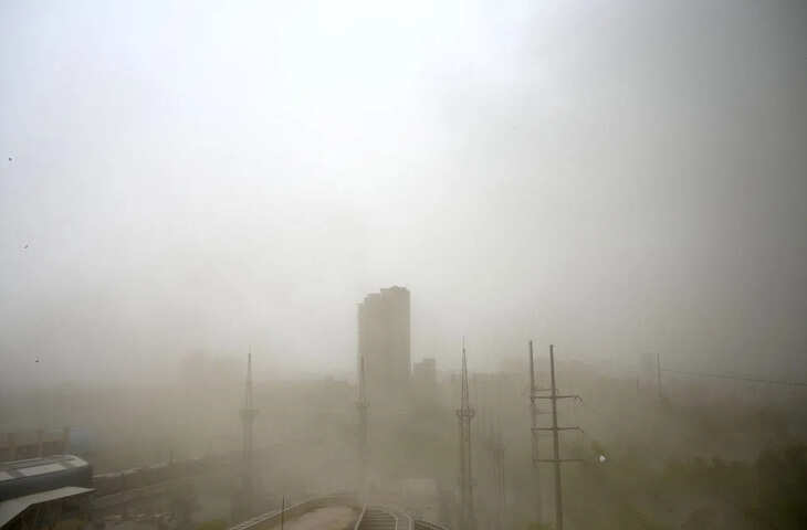 दिल्ली-एनसीआर में धूल भरी आंधी और बूंदाबांदी, IMD ने 3&ndash;5 अप्रैल तक बारिश का अलर्ट जारी किया