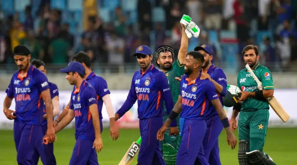 IND vs PAK: भारत और पाकिस्तान के बीच होंगे 3 वनडे मुकाबले, अचानक हुआ शेड्यूल में बड़ा उलटफेर