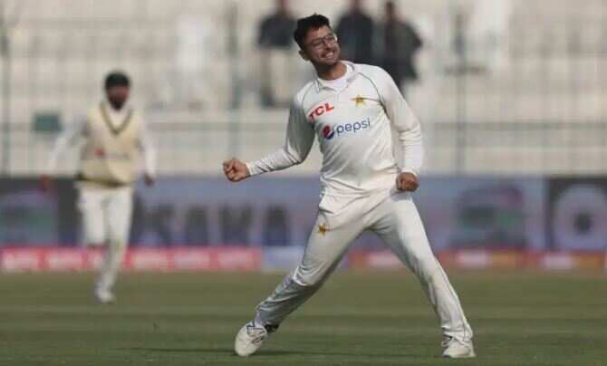 PAK VS NZ abrar ahmed-1-00000009999999.JPG