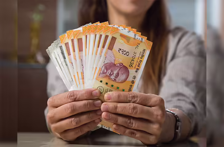 नौकरी छोड़कर शुरू करें अपना बिजनेस! 5 हजार रुपये की लागत में ऐसा आइडिया, जो पहले दिन से हाथों-हाथ कराएगा कमाई