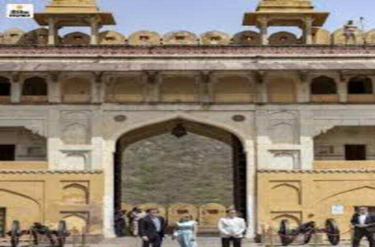 अमेरिकी विदेश मंत्री मार्को रूबियो ने पत्नी संग देखा आमेर महल, फुटेज में देंखे राजस्थानी संस्कृति से हुए प्रभावित