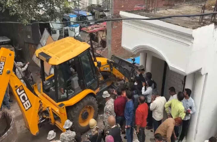 हिंसा के बाद पुलिस का बुलडोजर अभियान, मोहसिन रजा गिरफ्तार