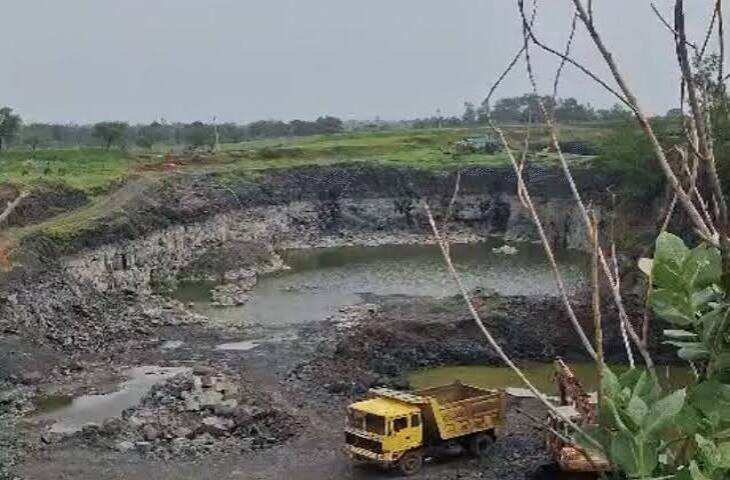 राजगढ़ में खदान में डूबने से तीन की मौत: नहाने गए दो बच्चों और युवती की गई जान, बारिश में बढ़ा हादसों का खतरा