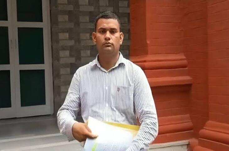जंतर-मंतर छात्र आंदोलन में शामिल हुए असिस्टेंट प्रोफेसर मोहित भारद्वाज बर्खास्त, नारे लगाने का वीडियो हुआ था वायरल