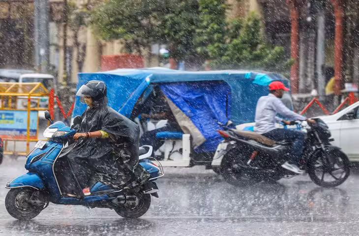 झारखंड में 4 दिन जोरदार बारिश का ऑरेंज अलर्ट, वज्रपात की भी चेतावनी; मौसम विभाग ने किया सतर्क