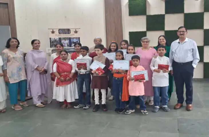 जलवायु विहार में वायु सेना दिवस पर शहीदों को नमन, बच्चों ने सांस्कृतिक प्रस्तुतियों से बांधा समां