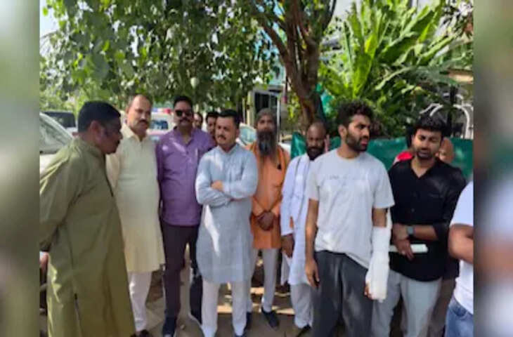 ब्यावर में होटल के बाहर 3 युवकों पर हमला, वीडियो में देंखे लाठी-डंडों से पिटाई कर 50 हजार कैश व सोने की चेन लूटी