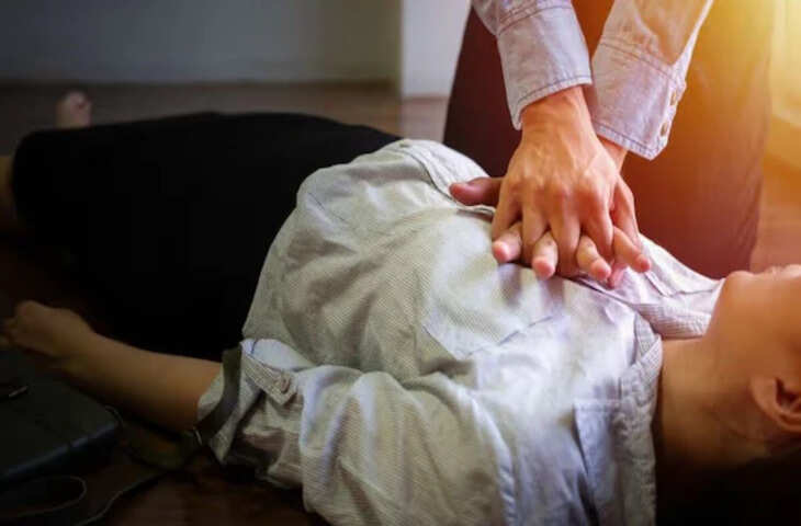 दो बार मौत के मुंह से लौटकर आई महिला का दावा: &lsquo;दूसरी दुनिया में डर नहीं, सिर्फ शांति होती है