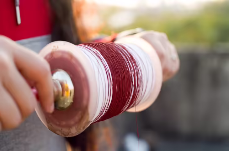 अजमेर में चाइनीज मांझे में दौड़ा करंट, वीडियो में देखें दो बच्चे झुलसे, बचाने आई मां और दादी भी झुलसी, गांव में दहशत