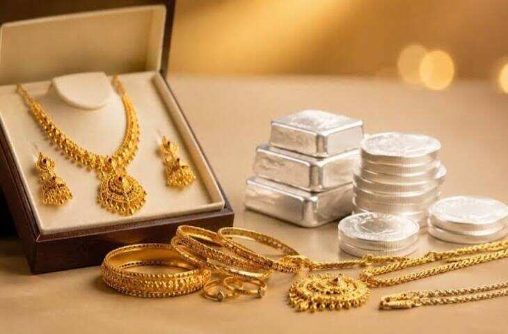 सर्राफा बाजार में गिरावट: चांदी ₹2,346 लुढ़की, 10 ग्राम सोने की कीमत घटकर ₹1.53 लाख हुई