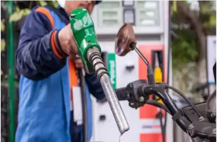 तेल कंपनियों में जारी किए डीजल पेट्रोल के नए दाम, जाने क्या है आपके शहर के रेट 