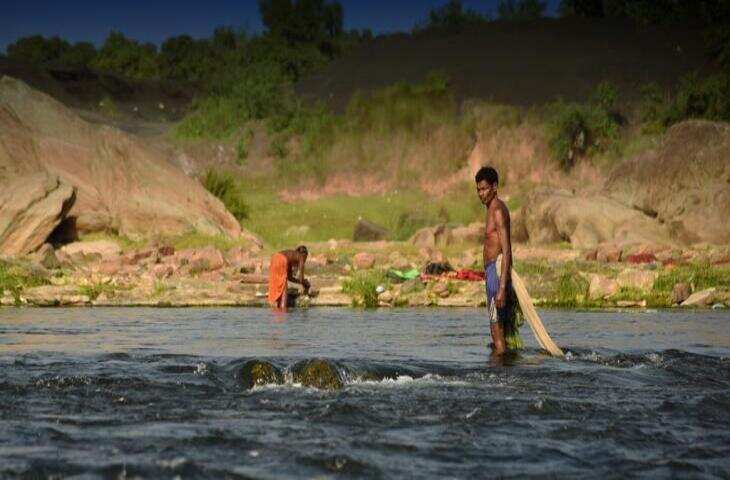 भारत की इस नदी में पानी के साथ बहता है सोना, निकालने वाले हो जाते हैं मालामाल