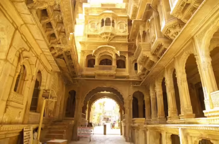 राजस्थान की इस हेवली को देखने के लिए हर साल देश विदेश से उमड़ता है जनसैलाब, वीडियो में खासियत जान आप भी बना लेंगे घूमने का मन&nbsp;