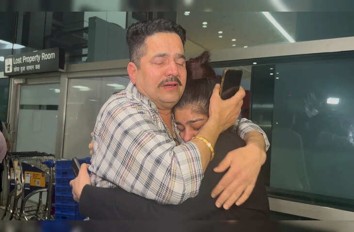 इजराइल-ईरान जंग: दिल्ली एयरपोर्ट पर फ्लाइट्स प्रभावित, वीडियो में देखें दुबई और अबू धाबी से भारतीय लौटे