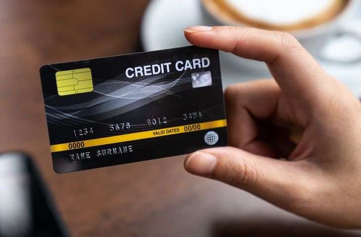 'RBI एक्शन में' RBI ने बदले Credit Card से जुड़े ये बड़े नियम, अब बैंक नहीं आप चुनेंगे अपना कार्ड