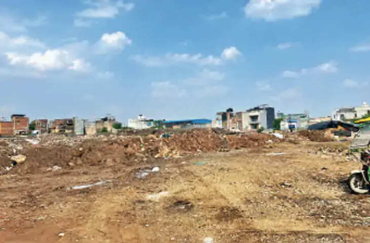 6 साल से सिर्फ कागजों में चल रहा 100 बेड का अस्पताल! जॉइनिंग खजराना में, ड्यूटी कहीं और; स्वास्थ्य व्यवस्था पर उठे सवाल
