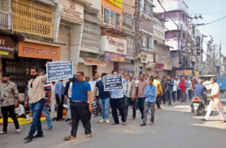 उज्जैन में आज से बाजार बंद का ऐलान, महाकाल से गोपाल मंदिर तक चौड़ीकरण की मार्किंग पर भड़के व्यापारी