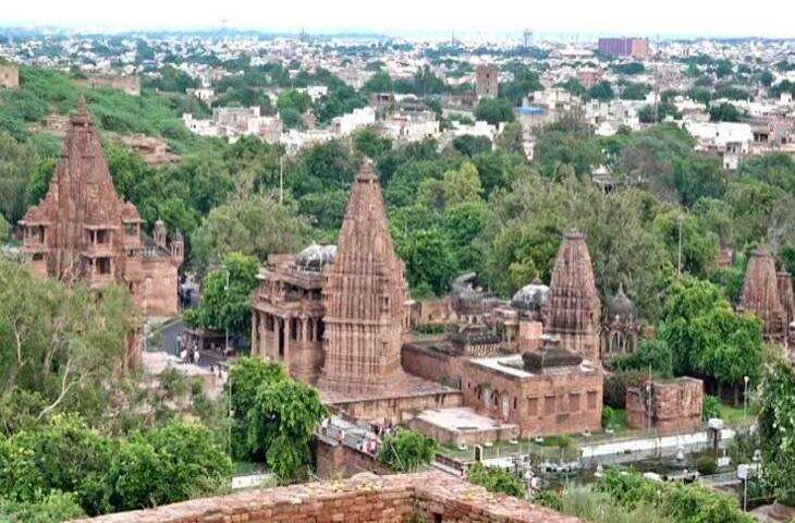 राजस्थान की अनोखी परंपरा: यहां रावण का पुतला नहीं जलता, बल्कि होती है पूजा