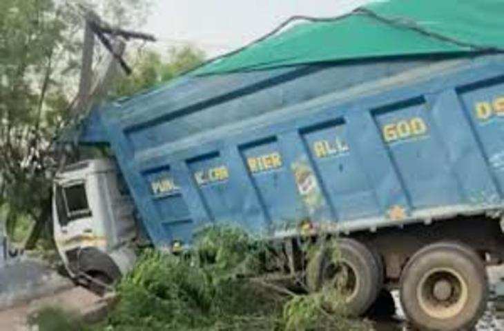 Gurugram कंबाइन मशीन चला रहे दो युवकों को ट्रक ने मारी टक्कर, मौत