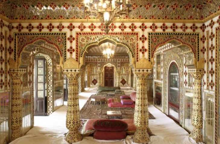 जयपुर का गुलाबी शहर कुछ अविश्वसनीय ऐतिहासिक संरचनाओं का घर है, जो भारत की समृद्ध विरासत को दर्शाता है। सिटी पैलेस जयपुर एक ऐसा वास्तुशिल्प आश्चर्य है 