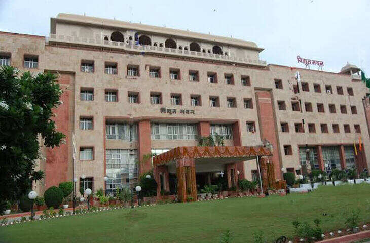 Rajasthan Electricity Department Jobs: 2005 पदों पर भर्ती का नोटिफिकेशन जारी, जानें योग्यता, आयु सीमा और आवेदन की पूरी प्रक्रिया