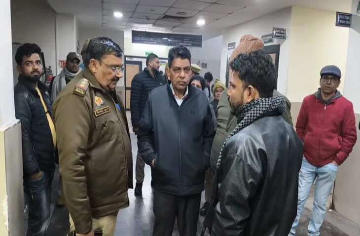 परिवार से कर रही थी बात, फोन कटने से पहले ही लगा ली फांसी&hellip; AMU में इंजीनियरिंग की छात्रा ने क्यों दी जान?