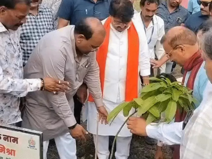 मंत्री कैलाश विजयवर्गीय का जेन-जी प्रदर्शन पर बयान: 'आंदोलन का अधिकार है, लेकिन मर्यादा नहीं टूटनी चाहिए'