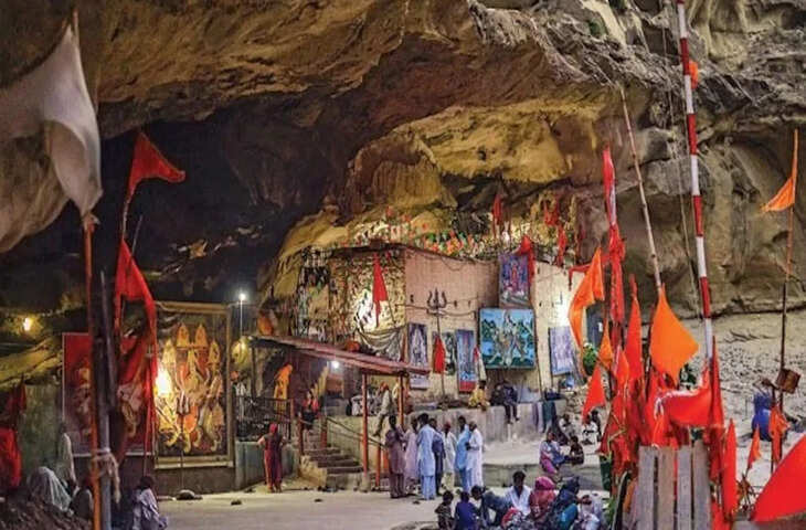 Chaitra Navratri 2026: भारत ही नहीं पाकिस्तान में भी मौजूद है देवी का प्रसिद्ध शक्तिपीठ, बलोच समुदाय करता है रक्षा&nbsp;