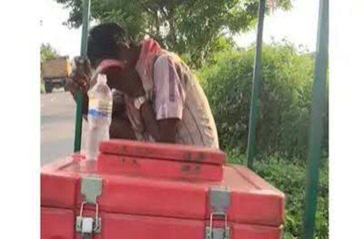 Humanity Still Alive: आइसक्रीम वाले की मदद के लिए आगे आया कंटेंट क्रिएटर, चोरी के बाद छलके थे आंसू; वीडियो हुआ वायरल