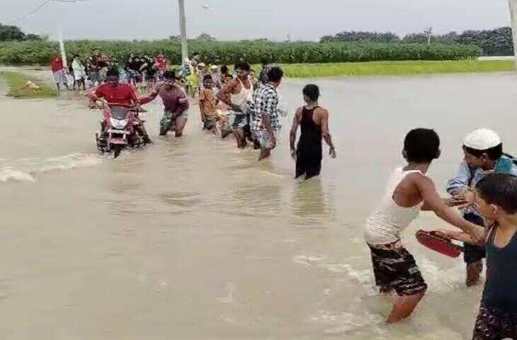 Weather Update: पटना के 9 प्रखंडों में घुसा बाढ़ का पानी, 2.32 लाख लोग प्रभावित; 27 SDRF और 9 NDRF टीमें तैनात