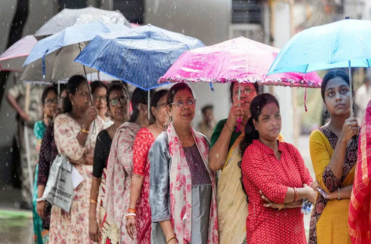 दिल्ली-एनसीआर में बारिश के बाद मौसम सुहावना, कई राज्यों में बूंदाबांदी के आसार