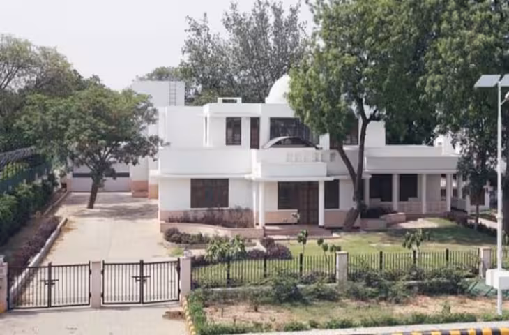 केंद्रीय मंत्रियों के बंगलों पर कितना खर्च करती है सरकार? 2025-26 का आंकड़ा सामने आया तो चौंक जाएंगे आप