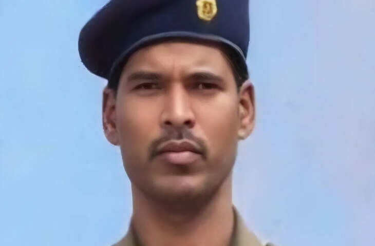 झारखंड में दर्दनाक हादसा, सर्विस राइफल साफ करते वक्त पुलिसकर्मी की गोली लगने से मौत