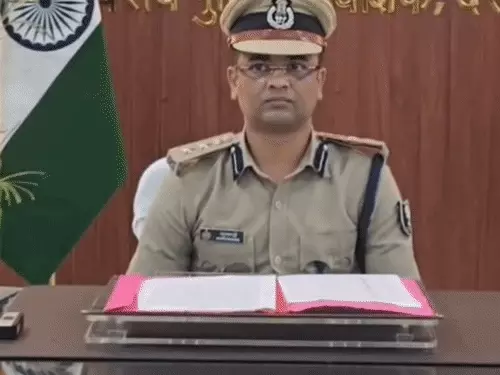 दरभंगा में दो पुलिस पदाधिकारी निलंबित, गंभीर मामलों की जांच में लापरवाही और कार्रवाई में अनियमितता का आरोप