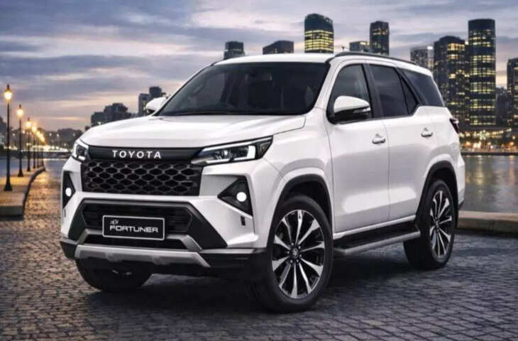 Toyota Fortuner 2026 का नया अवतार जल्द हो सकता है लॉन्च, लेटेस्ट टेक्नोलॉजी और प्रीमियम इंटीरियर से होगी लैस